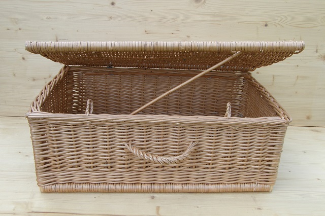 Proutěný kufr "45"