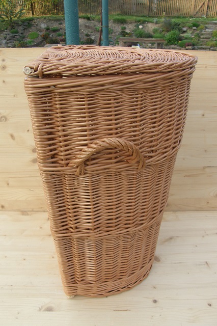 Prádelní koš - půlovál