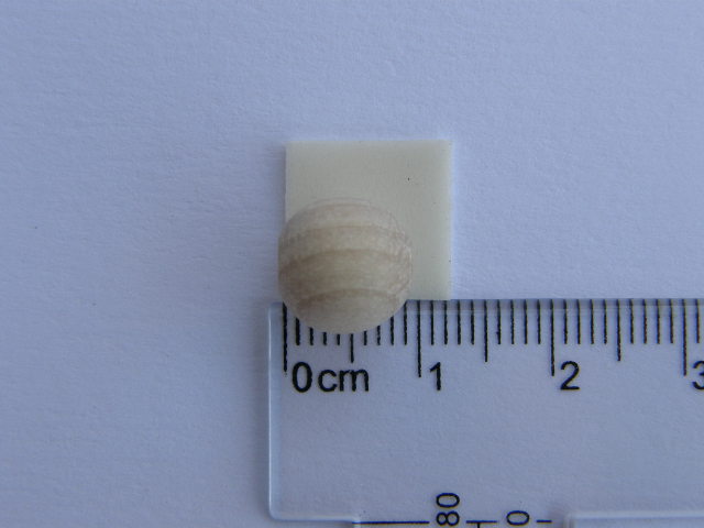 Korálky - kuličky 10 mm - přírodní