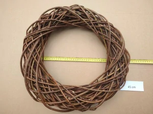 Věnec pr. 45 cm - neloupané proutí