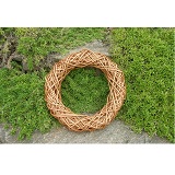 Věnec pr. 30 cm - loupané proutí