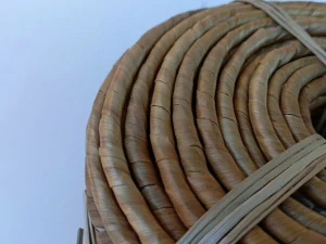 Abaka krémová  4-5 mm - 440-520 g