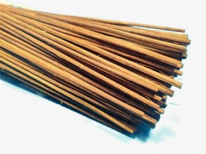 "B" kv. - pedig průměr 3,25 mm po 40 cm - hnědý -500 g