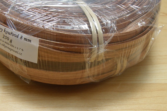 Pedigové šény kouřové š. 8 mm - 250 g
