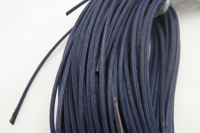 Pedig barvený pr. 2,25 mm - 125 g námořnická modř